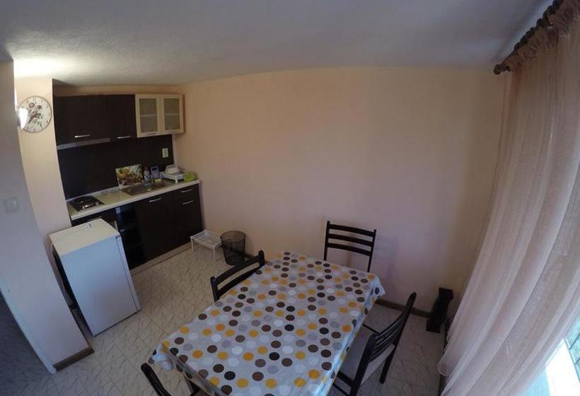 膳宿费 Prostor Guest House