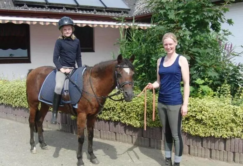 ペンション Reiterhof Wollesen