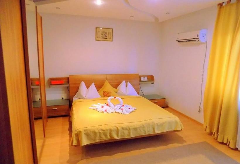 Pensiunea Red Rose Apartments