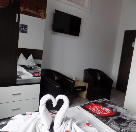 Pensiunea Red Rose Apartments