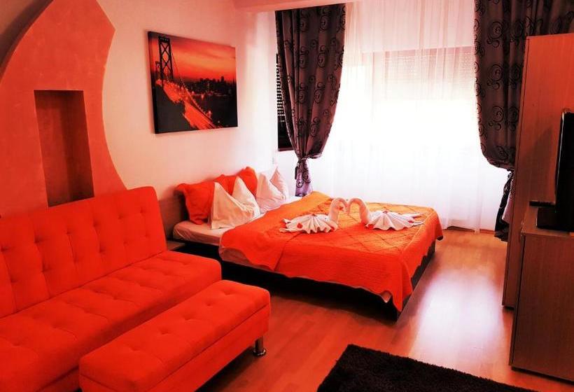 Pensiunea Red Rose Apartments