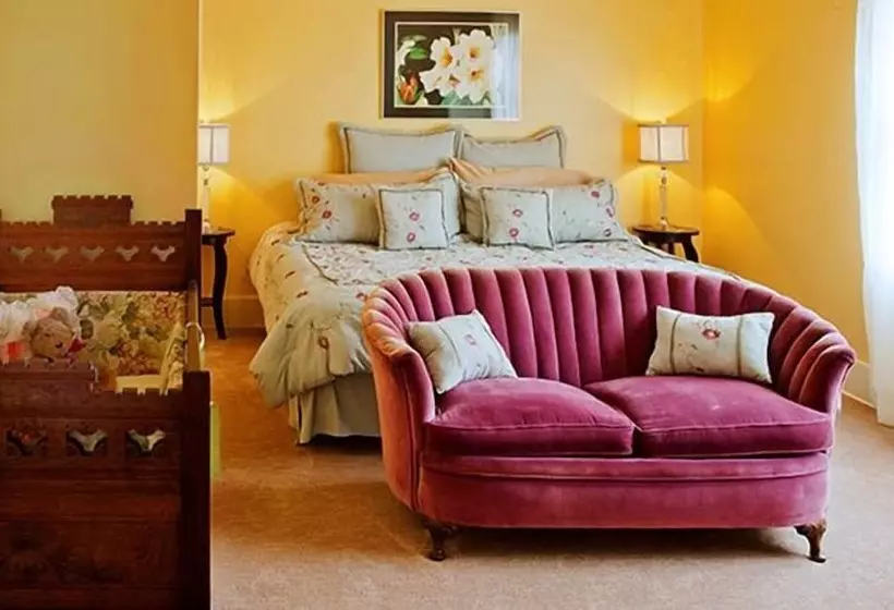 Retkeilymaja Hydrangea Inn