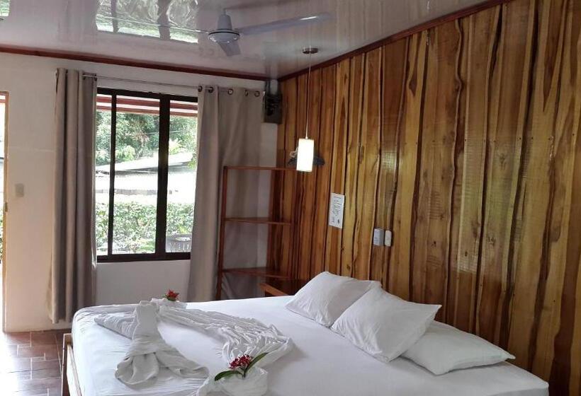 ユースホステル Mirians Place Drake