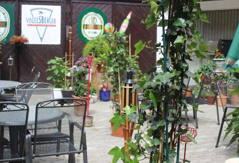 Общежитие Restaurant / Pension Mainzer Tor