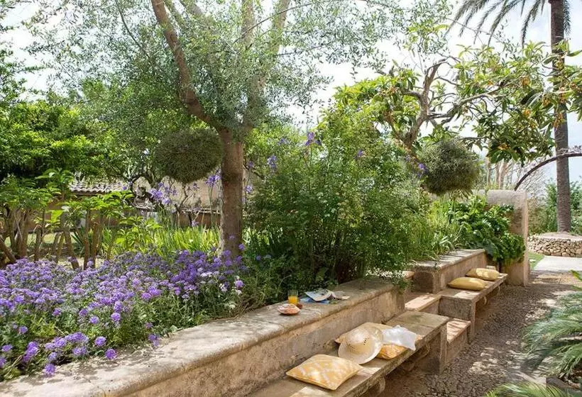 هتل Agroturismo Es Pla De Llodrá