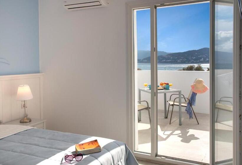 酒店 Naiades Marina