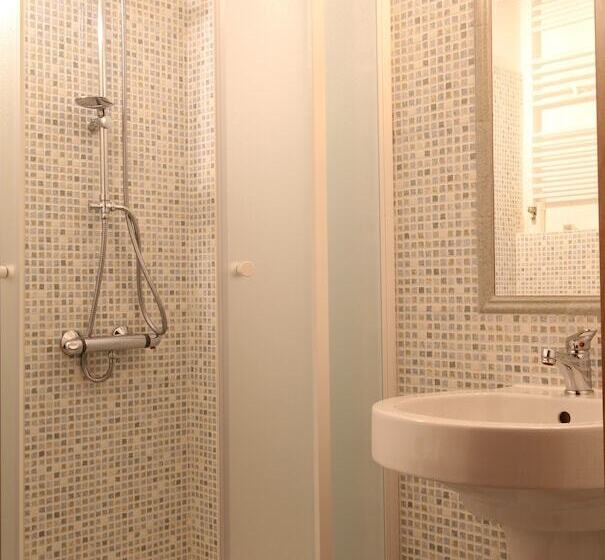 بنسيون B&b La Rocca