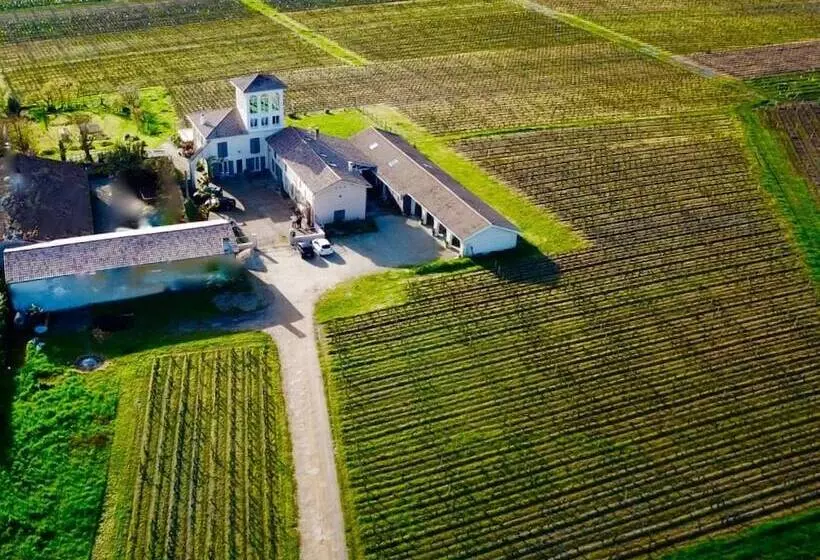 پانسیون Château Trillon