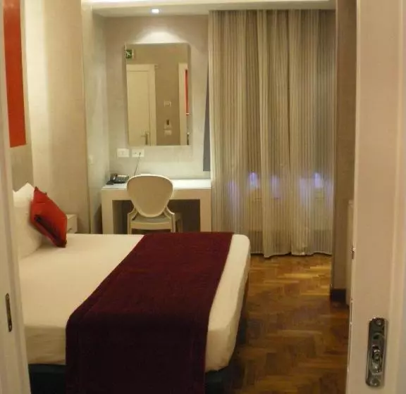 Majatalo Gente Di Notte