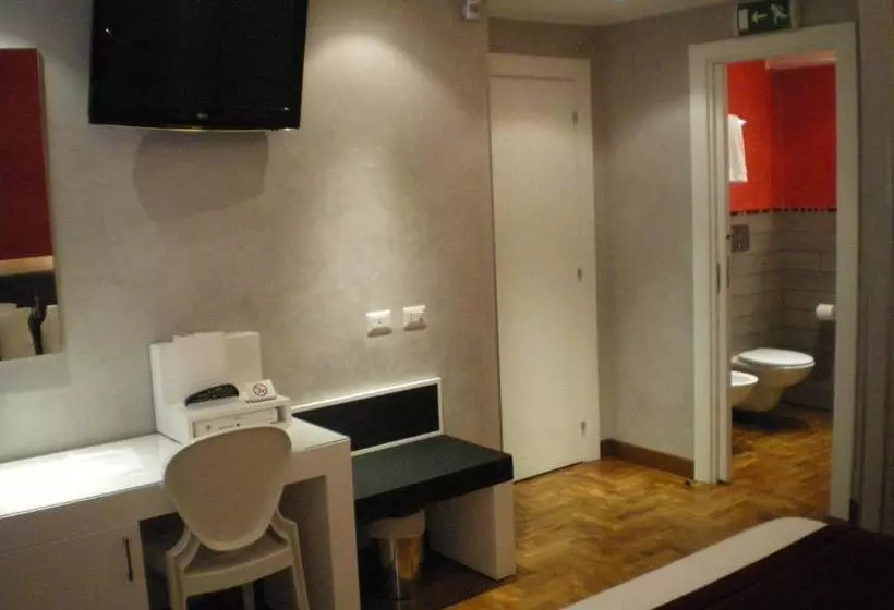 Majatalo Gente Di Notte