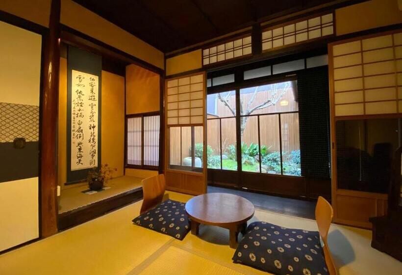 Pensió Guesthouse Kioto