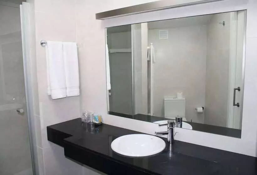 ペンション Hostal Tres Campanas