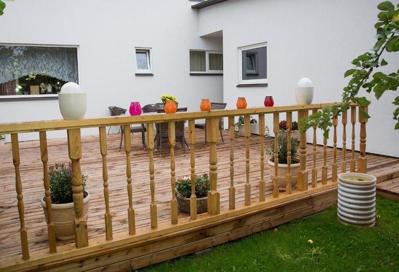 پانسیون Muru Guesthouse