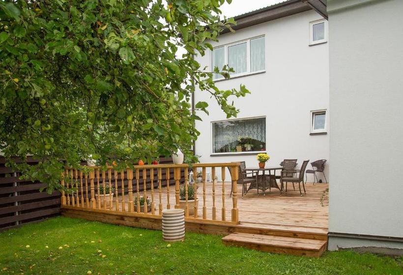 پانسیون Muru Guesthouse