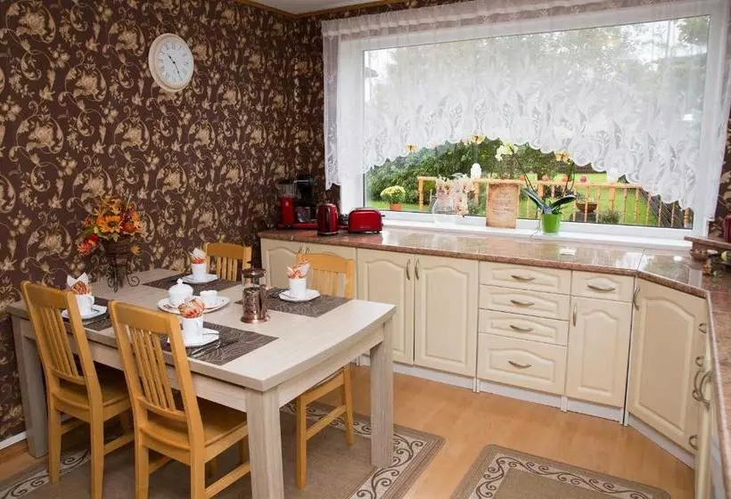 پانسیون Muru Guesthouse