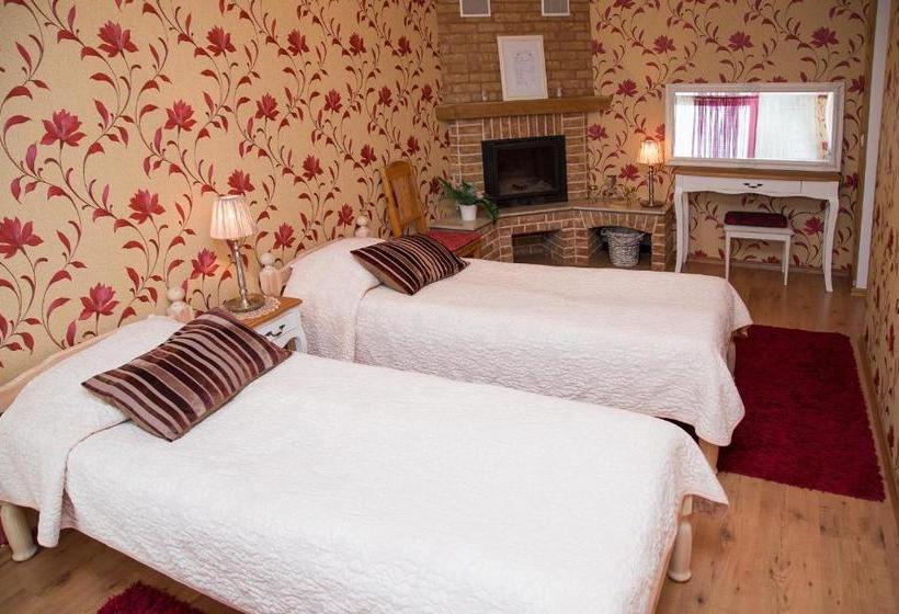 پانسیون Muru Guesthouse