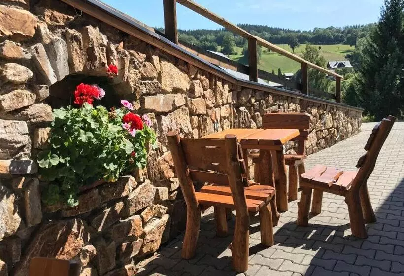 Majatalo Penzion Major