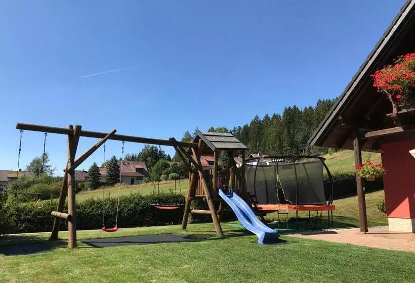 Majatalo Penzion Major