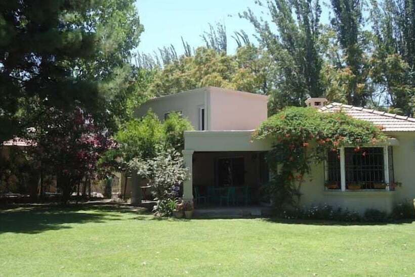 ユースホステル Angelo Di Caneva