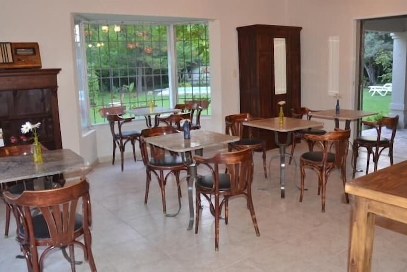 ユースホステル Angelo Di Caneva