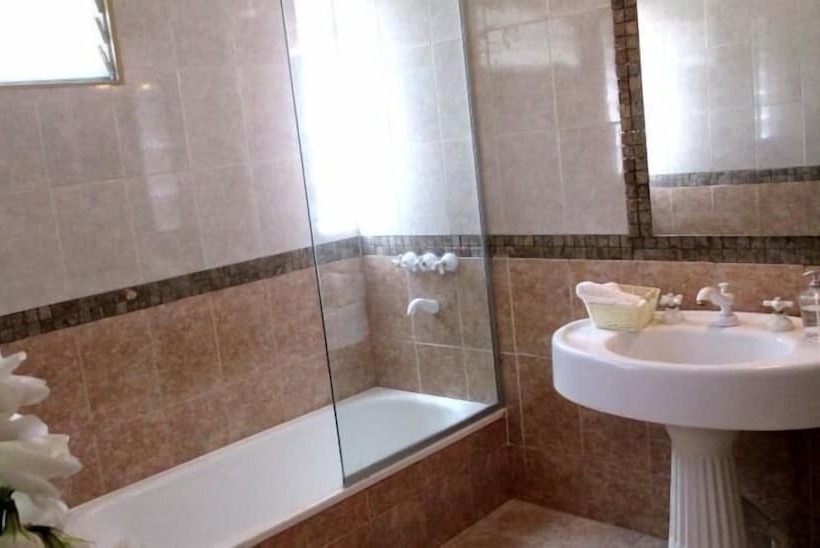 ユースホステル Angelo Di Caneva