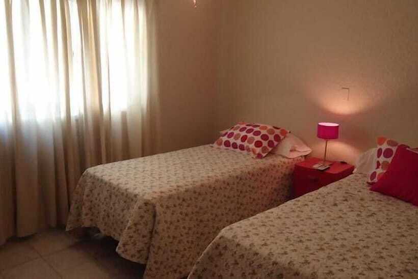 ユースホステル Angelo Di Caneva