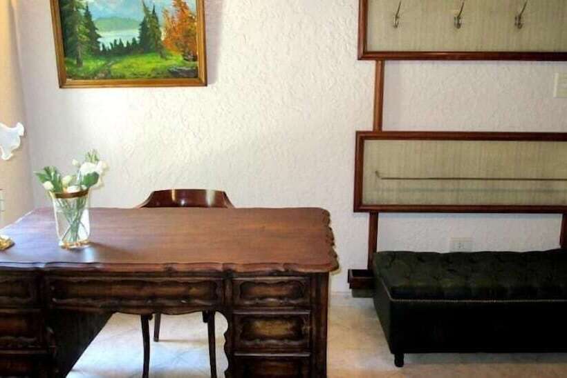 ユースホステル Angelo Di Caneva