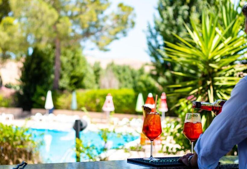 فندق Agriturismo Tenute Pollara