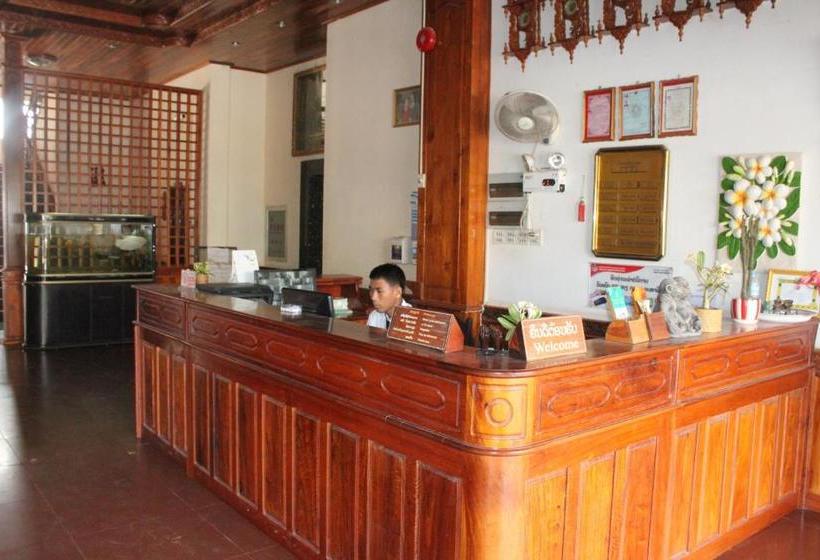 پانسیون Dokchampa