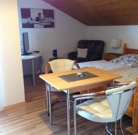 بنسيون Gästehaus Haller