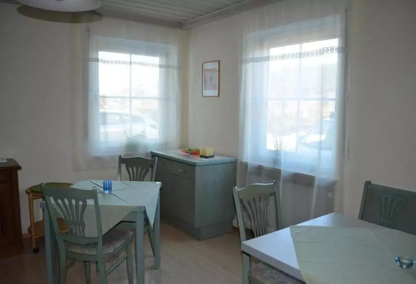 Majatalo Gästehaus Haller