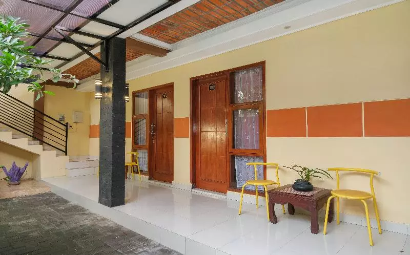پانسیون Oyo 577 Ndalem Pundhi Residnece