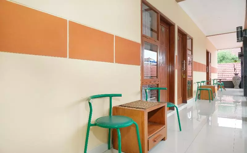 پانسیون Oyo 577 Ndalem Pundhi Residnece