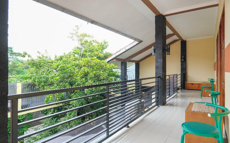 بنسيون Oyo 577 Ndalem Pundhi Residnece