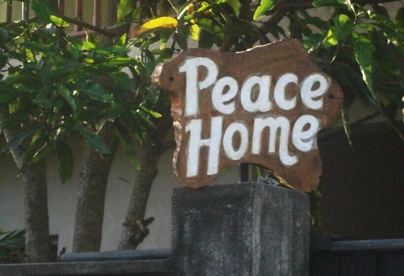 Pensão Peace Home