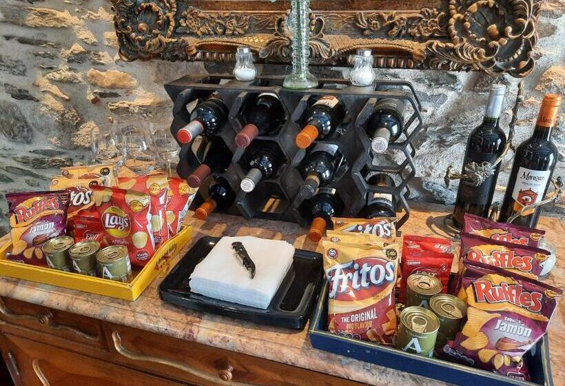 Пансион El Escudo De Calatrava