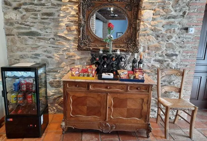 Majatalo El Escudo De Calatrava