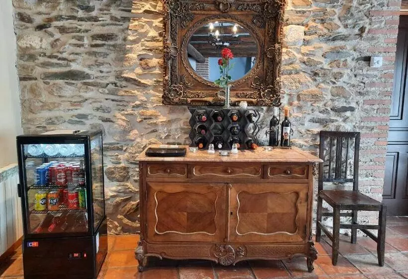 Majatalo El Escudo De Calatrava