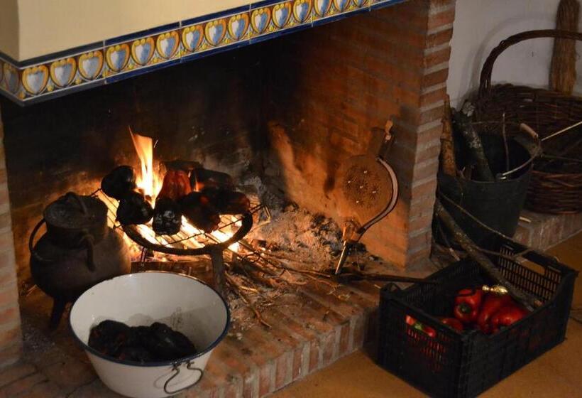 Пансион El Escudo De Calatrava