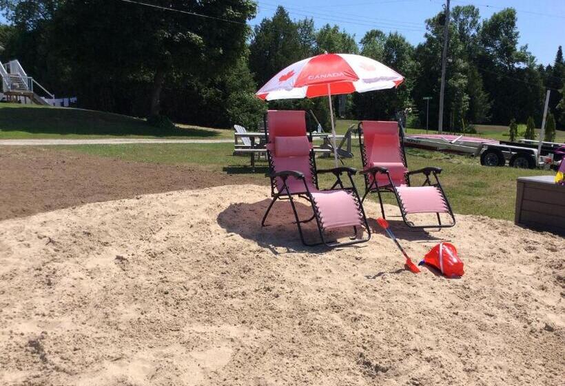 Pension N This On The Bay Lower Level Vacation Suite