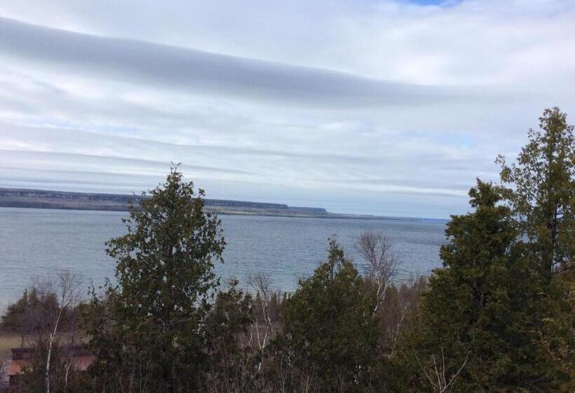 Pension N This On The Bay Lower Level Vacation Suite