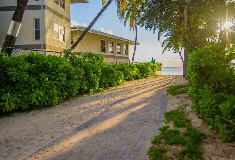 Seven Mile Beach Resort