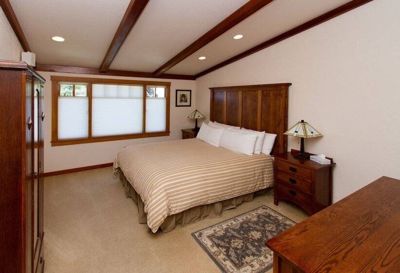 Общежитие Sweetwater Inn And Spa