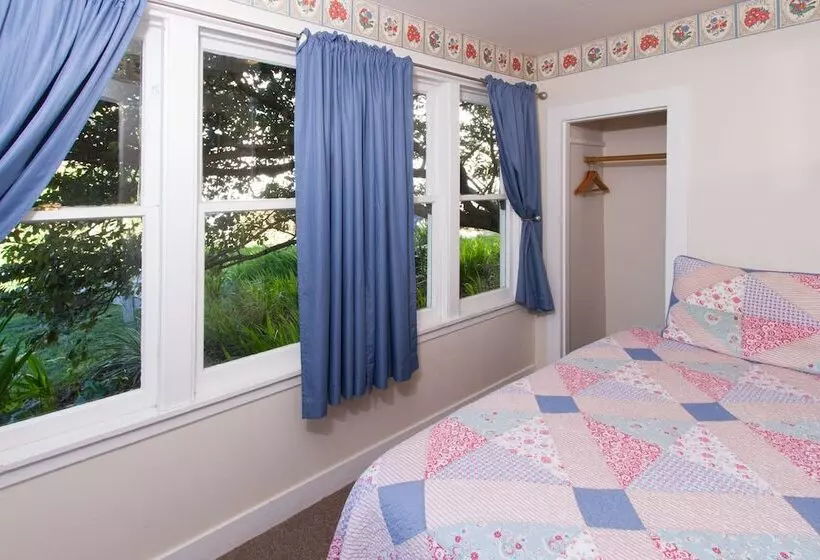 Retkeilymaja Sweetwater Inn And Spa