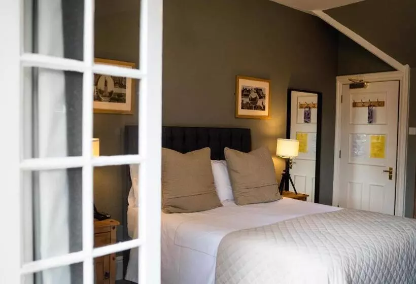 هاستل The Plough Itchen Abbas