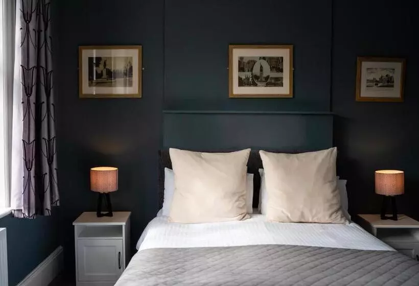 هاستل The Plough Itchen Abbas