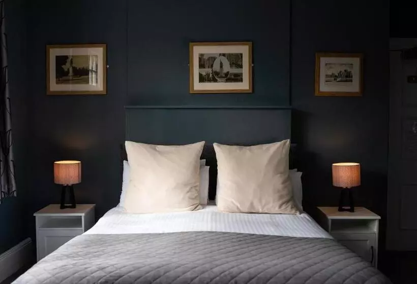 هاستل The Plough Itchen Abbas