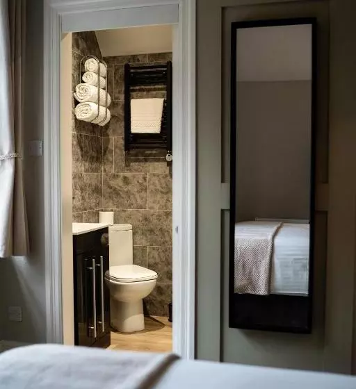 هاستل The Plough Itchen Abbas