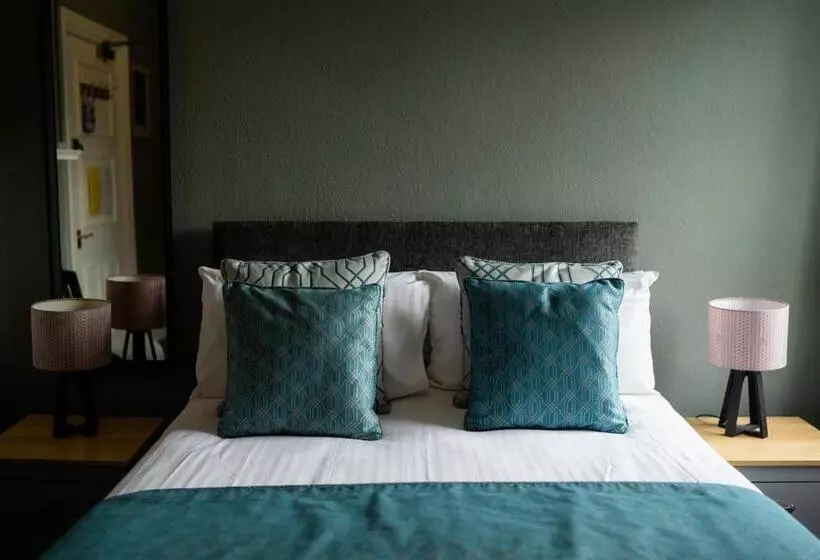 هاستل The Plough Itchen Abbas