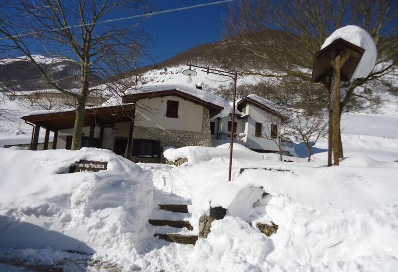 Hotelli Agriturismo Le Prata